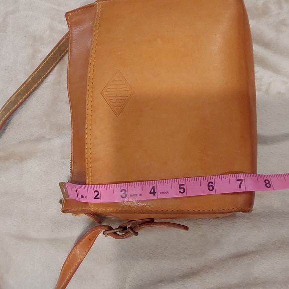 Vintage 90's ESpirit Leather Crossbody Bag - Picture 9 of 16